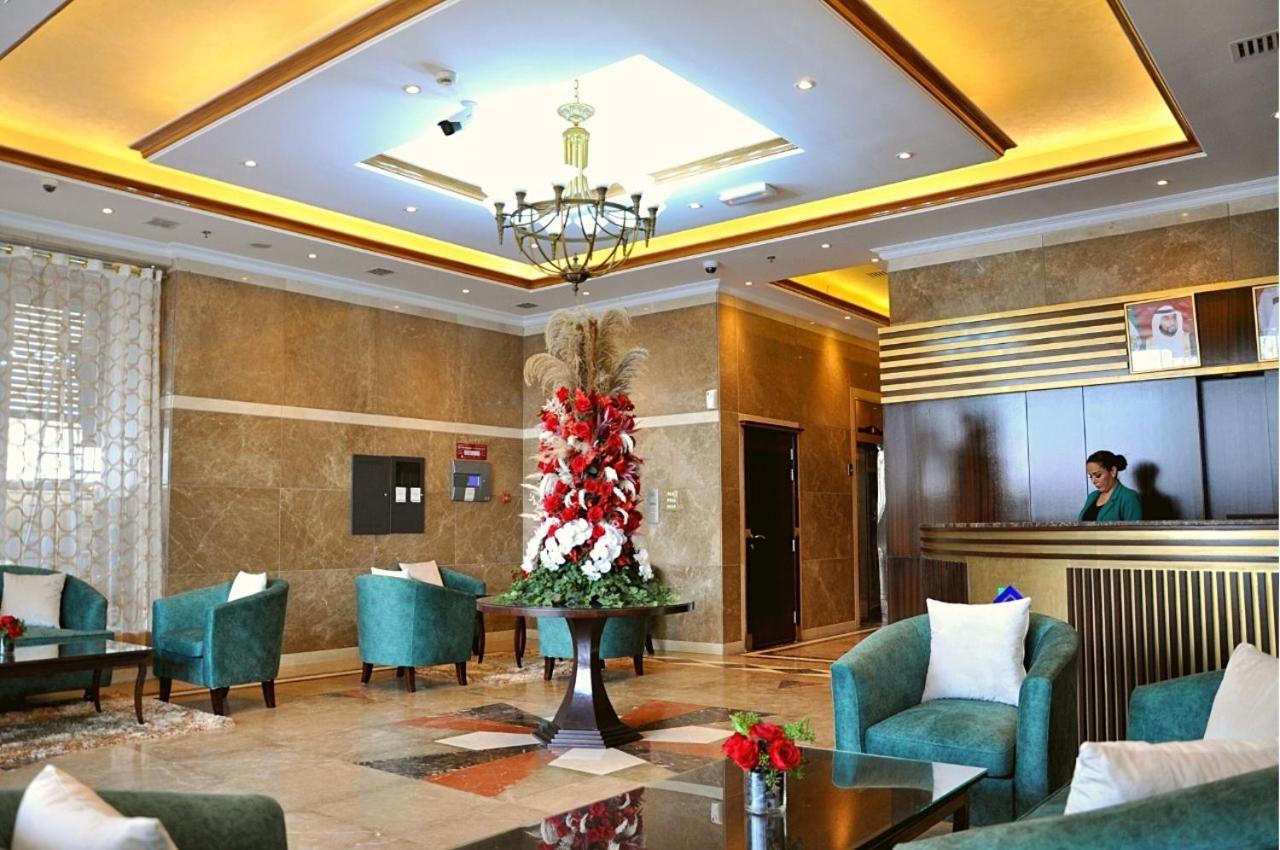 Care Holiday Homes Apartments Barsha Heights ドバイ エクステリア 写真